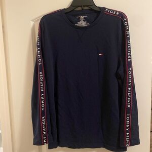 Tommy Hildiger XL long sleeve shirt.